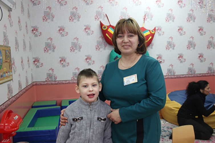 Описание: http://www.avtor-cr.by/image.php//media/poezdka-v-detdom/detskij-dom21-centr-razvitiy-avtor.jpg?width=&height=&image=/media/poezdka-v-detdom/detskij-dom21-centr-razvitiy-avtor.jpg