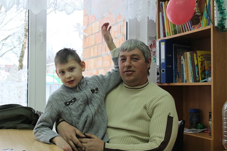 Описание: http://www.avtor-cr.by/image.php//media/poezdka-v-detdom/detskij-dom5-centr-razvitiy-avtor.jpg?width=&height=&image=/media/poezdka-v-detdom/detskij-dom5-centr-razvitiy-avtor.jpg